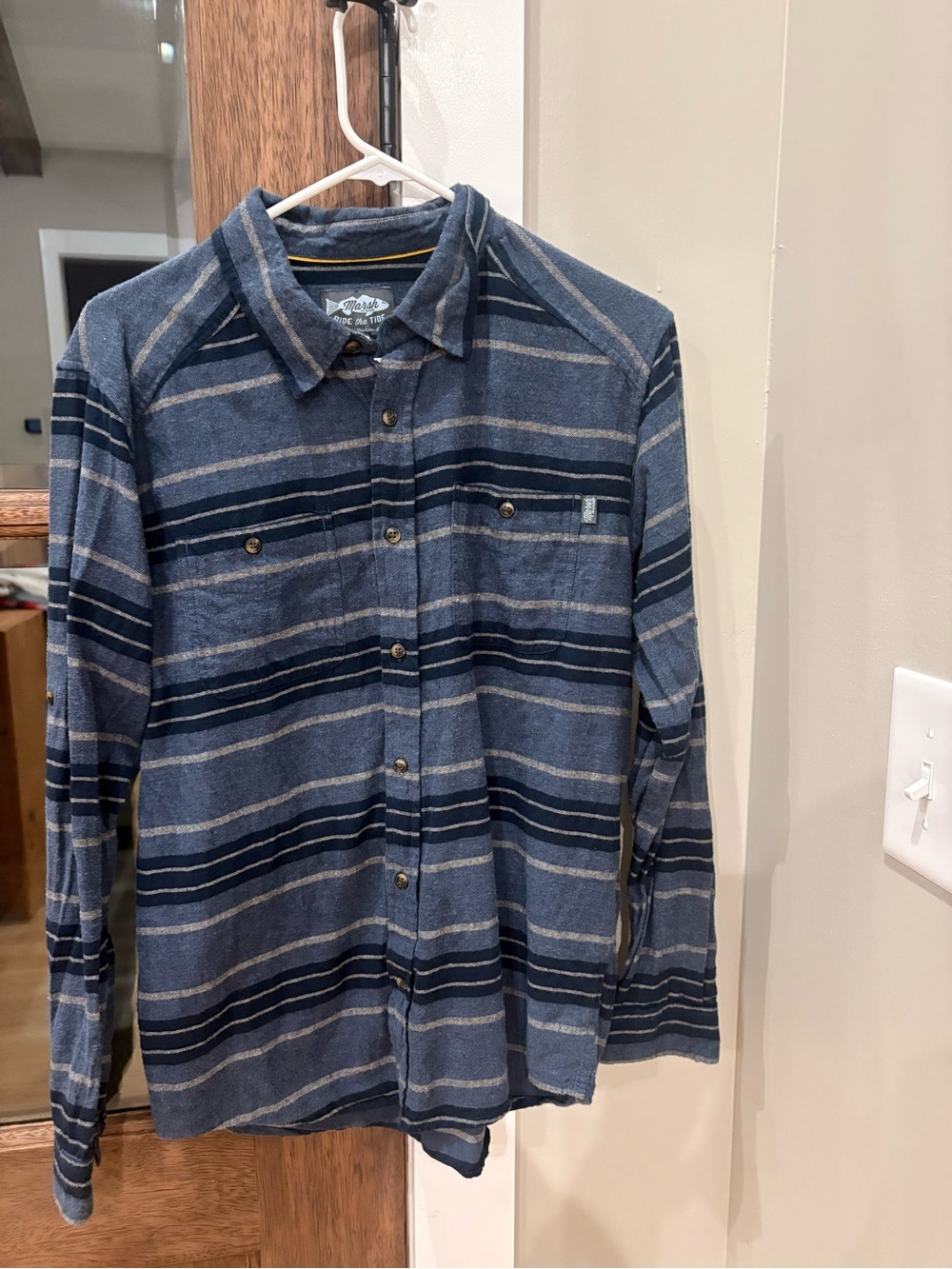 Men's Blue Striped Long-Sleeve Button-Down Shirt